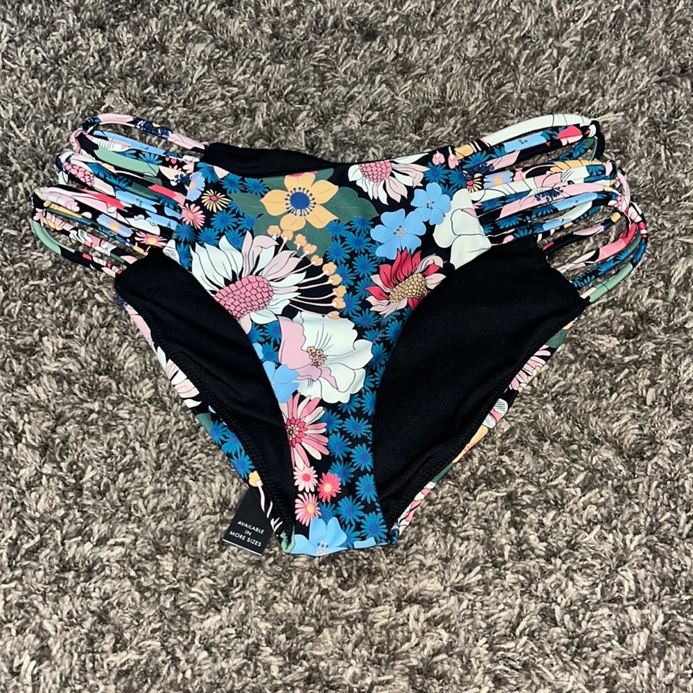 O’Neill bikini bottoms